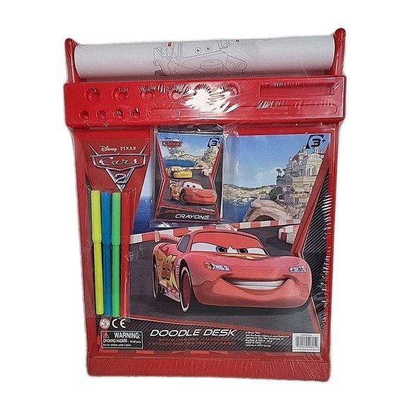 Disney Pixar Cars 2 Doodle Desk Roll Of Paper Crayons Markers Coloring Activity - Picture 1 of 6
